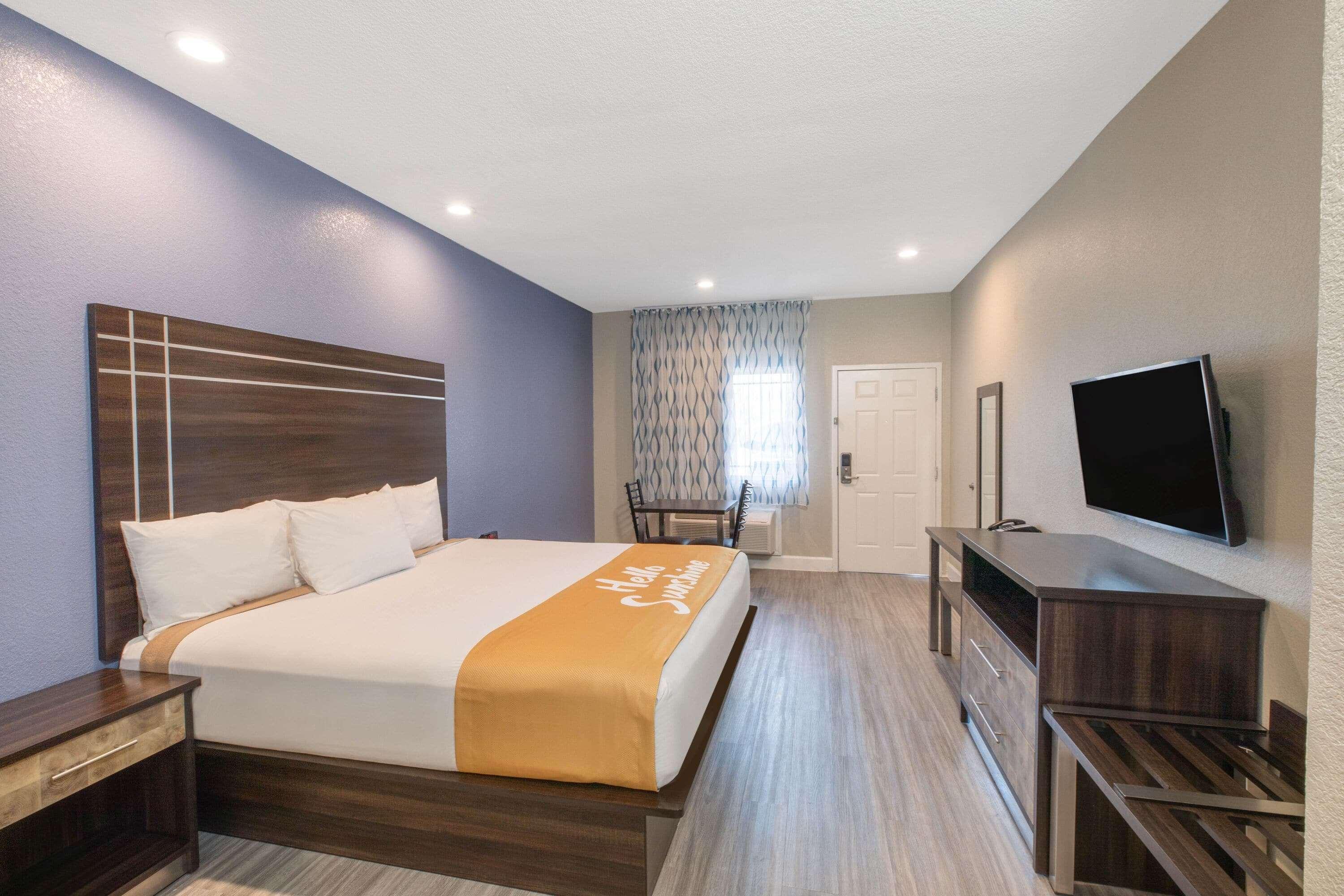 Days Inn & Suites By Wyndham La Porte Zewnętrze zdjęcie