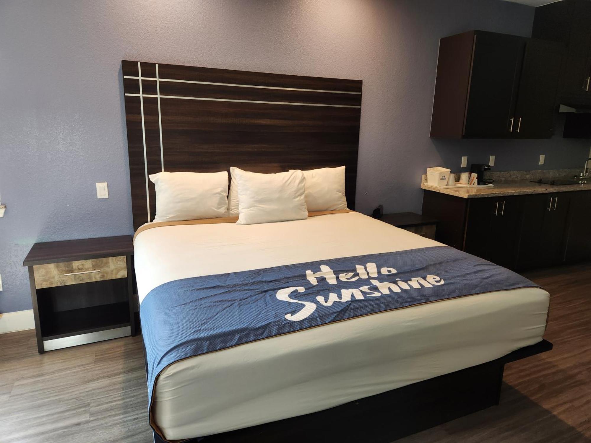 Days Inn & Suites By Wyndham La Porte Zewnętrze zdjęcie
